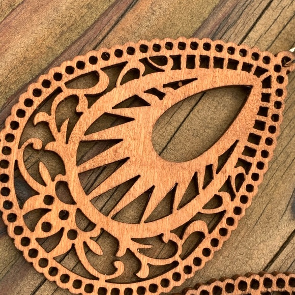 Natural Wooden Teardrop Earrings With Gift Bag - Picture 3 of 7